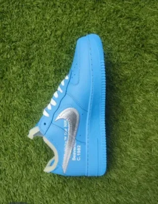 Nike Air Force 1 x Off-White Azules