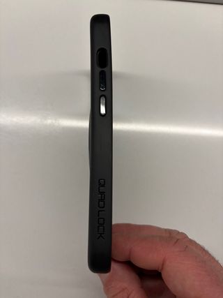 Cover Quad Lock iPhone 15 Nero