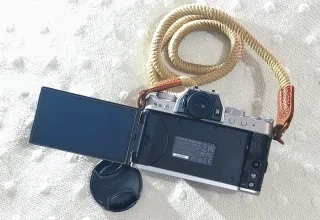 Cámara Fujifilm X-T200 con objetivo 15-45mm