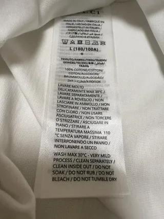Camiseta Gucci Blanca Logo Cuadrado