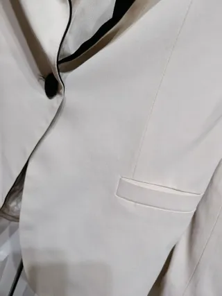 Americana Zara Beige y Negro