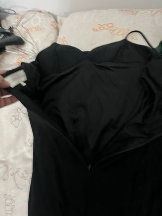 Vestito Tubino nero con scollo a V