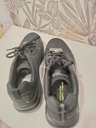 Zapatillas Skechers Talla 44 Nuevas