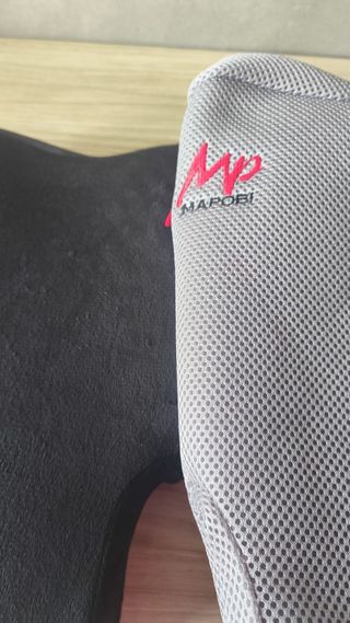 Cojín Ergonómico Negro y Gris