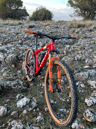 Trek Procaliber 9.7 Carbono Fox 32 Kashima