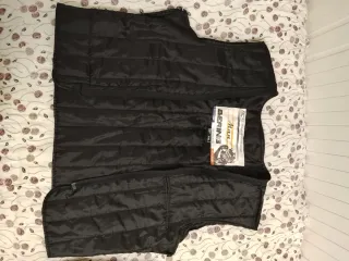 Mono dos piezas y botas moto Bering negra