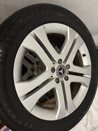 Llantas Mercedes ML.