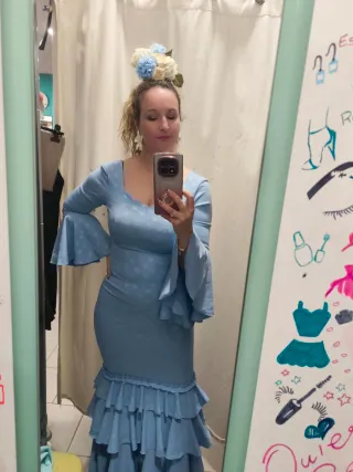Vestido de flamenca celeste
