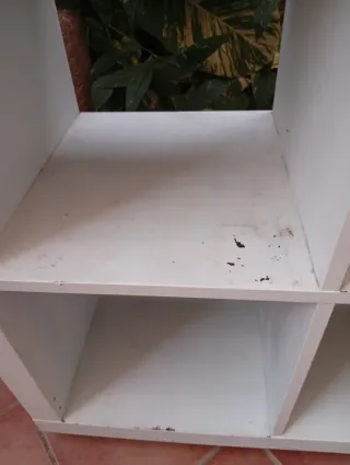 Estantería blanca modular