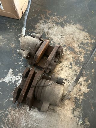 Pinzas de freno delanteras Seat Leon 1 (99-06)