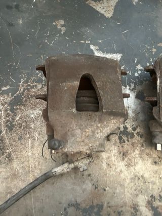 Pinzas de freno delanteras Seat Leon 1 (99-06)