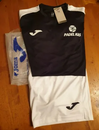 EQUIPACIÓN PADEL JOMA XL