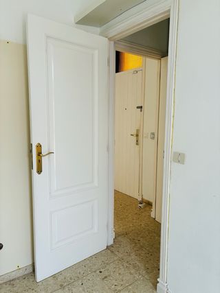 Puerta madera maciza Altura 202cm x Largo 72cm