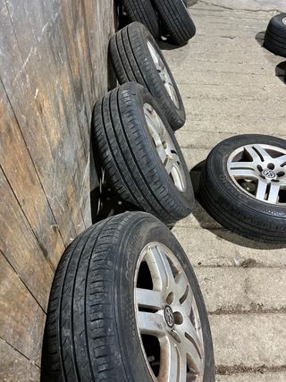 Llantas Golf IV 15  5x100 con neumáticos