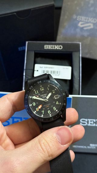 Reloj Seiko 5 SSK025K1 GMT Field