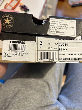 Zapatillas Converse niño, bien cuidada. N*19