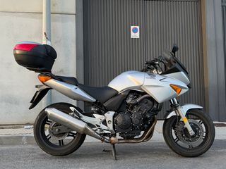Honda CBF 600 2005 Plata 28.500 km