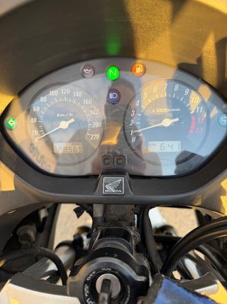 Honda CBF 600 2005 Plata 28.500 km