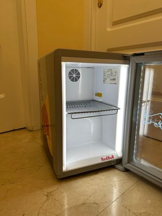 Mini Nevera Red Bull Edición Limitada