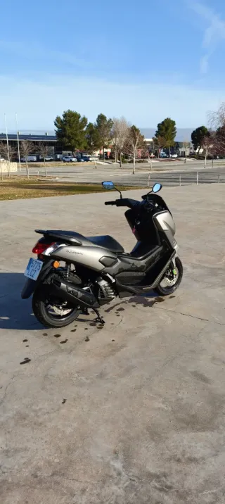 Yamaha Nmax 125cc Gris 2019 - 16.000km