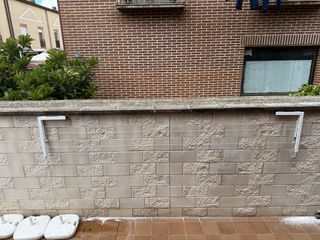 Tendedero pared plegable marrón 4 cuerdas