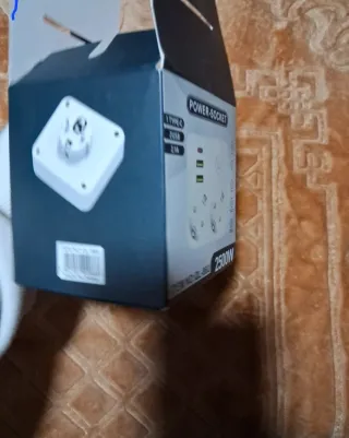 Adaptador Enchufe Múltiple USB y Tipo C