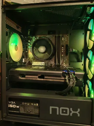 CHOLLO! PC GAMING RYZEN 5 5500 + RX 5700 8GB