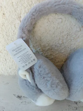 Copri orecchie grigio e bianco