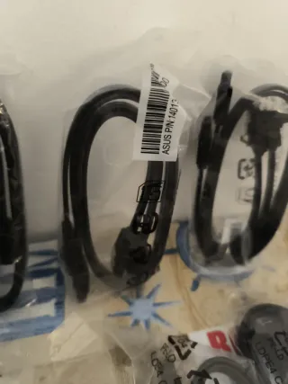 Cables SATA ASUS