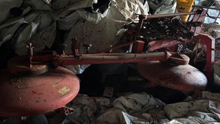 Rastrillo de dos campanas