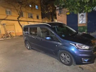 Alquiler Furgoneta 7plazas Viajes privados etc.