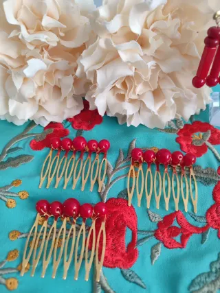 Conjunto Flamenca Pendientes y Peinetas