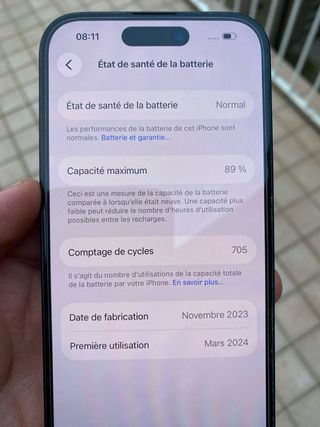 Apple iPhone 15 89% batteria