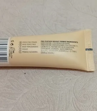 Prebase de maquillaje de Revolution