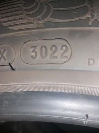 Michelin  215/55/17 94V
