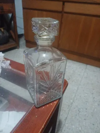 Botella de cristal decorada