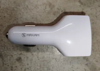 Cargador Coche MAXAM CC-3500 4 Puertos QC 3.0
