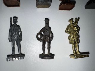 Soldatini Kinder Sorpresa Anni 80