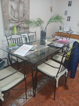 Mesa comedor cristal y 6 sillas forja