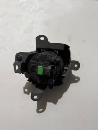 Faro Antiniebla Izquierdo Toyota Prius ZVW30 2010