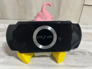PSP 2004 Negra+PSP fat Tarjeta 64gb y con cargador