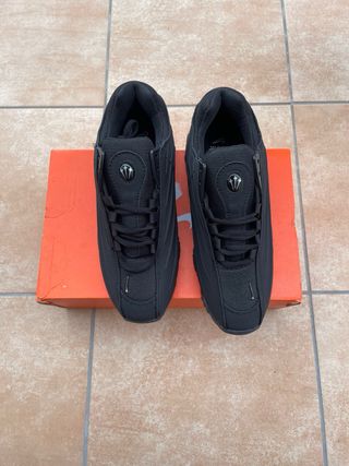 Nike Hot Step 2 Talla 41 Negras