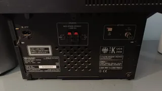 Equipo de música Sharp 3 CD y altavoz