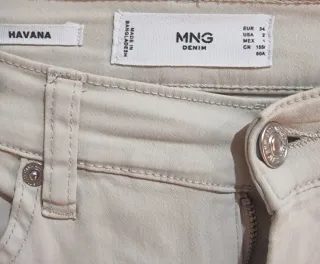 Pantalón Mango beige chica