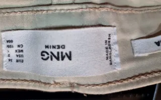 Pantalón Mango beige chica