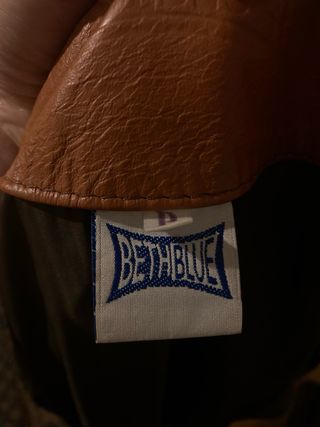 Chaqueta de cuero camel