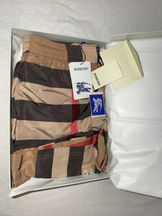 Burberry Costume/Shorts a Quadri