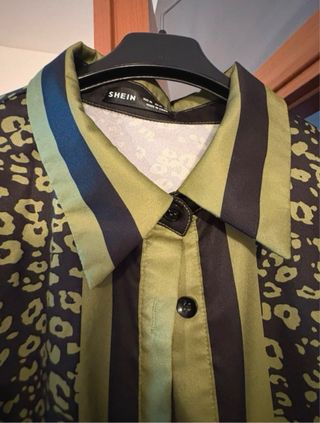 Camicia Shein fantasia leopardata e righe