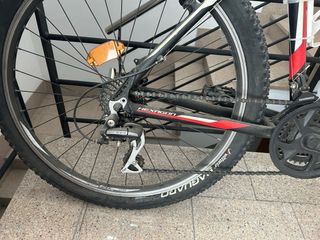 Bicicleta talla M con sillen adaptable y manillar