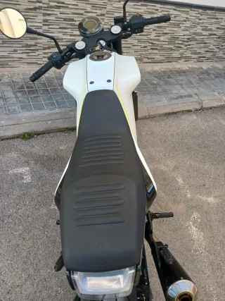 Husqvarna Vitpilen 401 año 2019